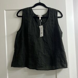 NWT Medium Eileen Fisher Dark Green/Black Puckered Sleeveless Linen Top
